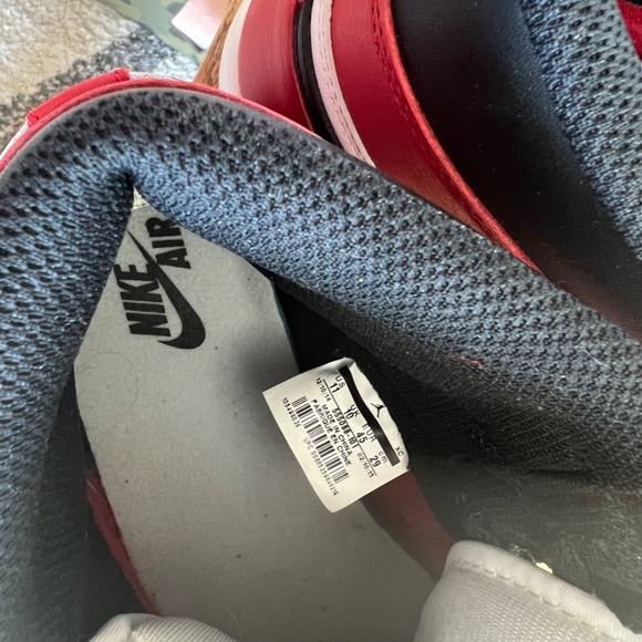 AIr Jordan 1 Retro High OG Chicago (2015) main image 4